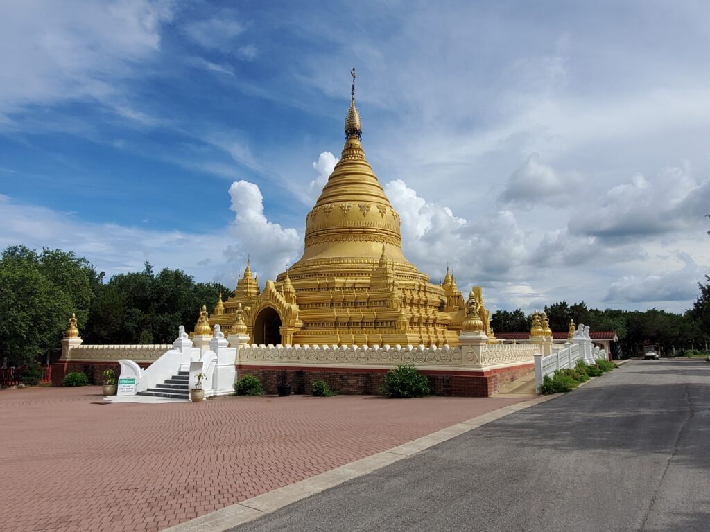 View looking at the Sitagū Shwe Si Khom Pagoda (photo by Brandon Ba, June 2021)